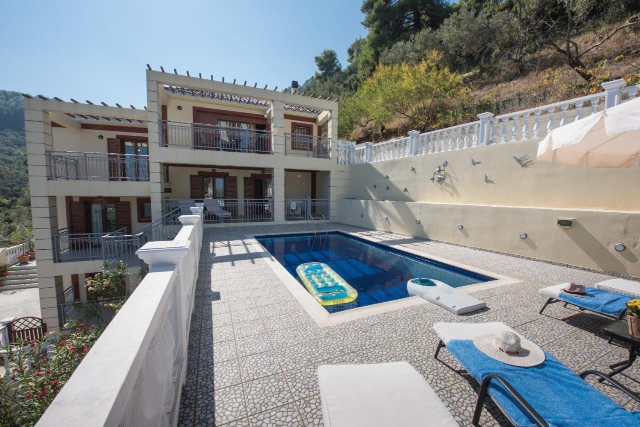 Gallis Villa Pefkias Esterno foto